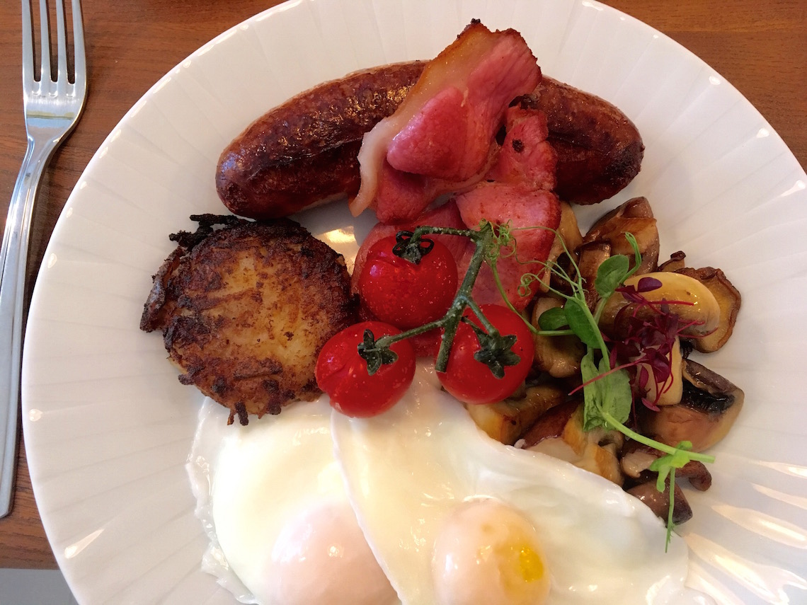 Full English at Trevose Harbour House